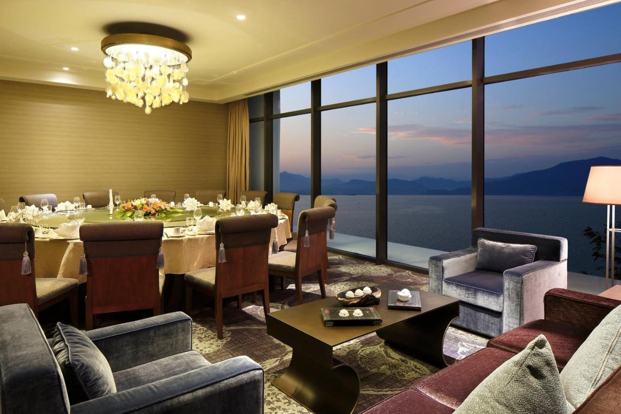Crowne Plaza Huangshan Taiping Lake, An Ihg Hotel Exterior photo