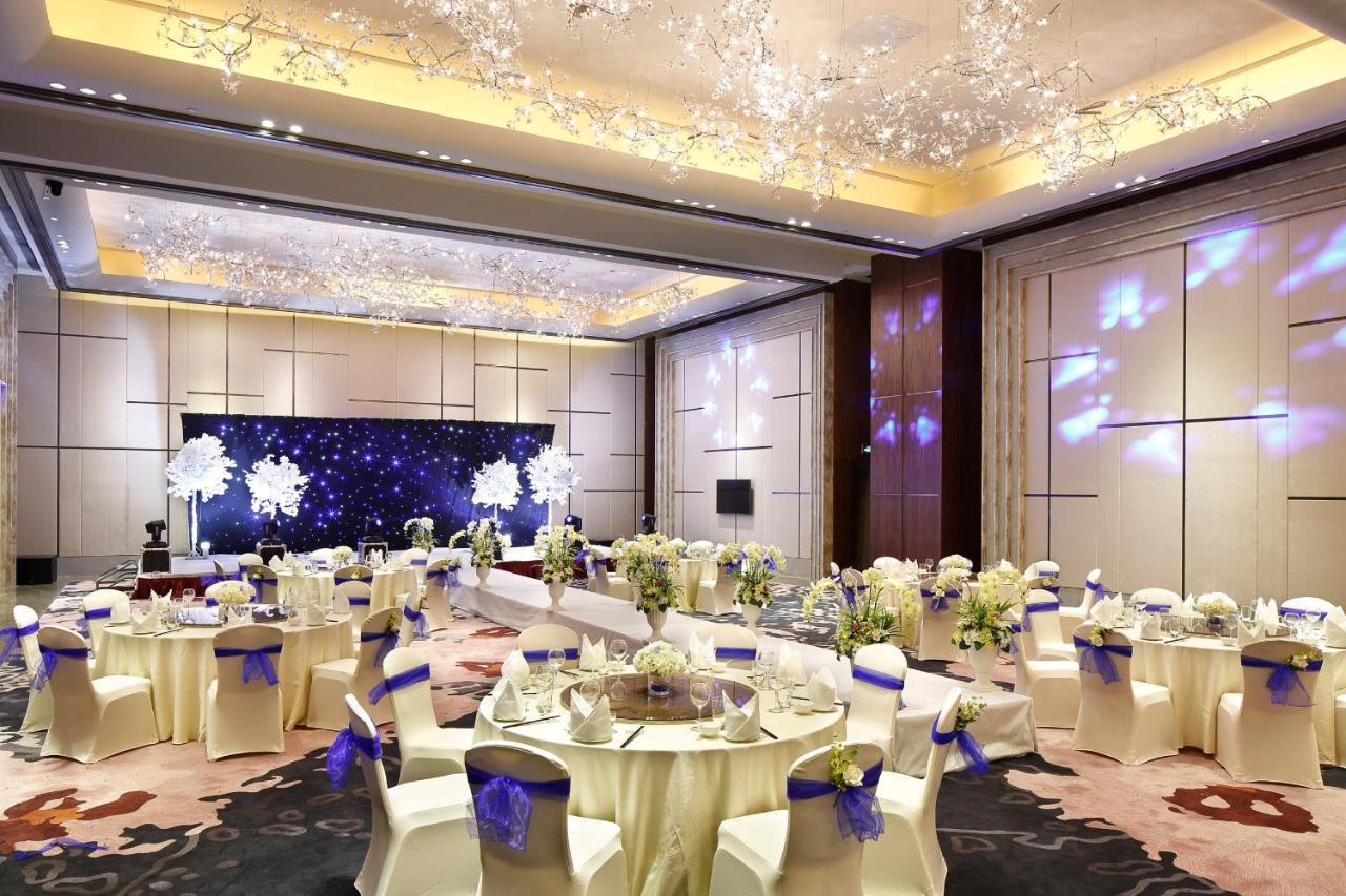 Crowne Plaza Huangshan Taiping Lake, An Ihg Hotel Exterior photo